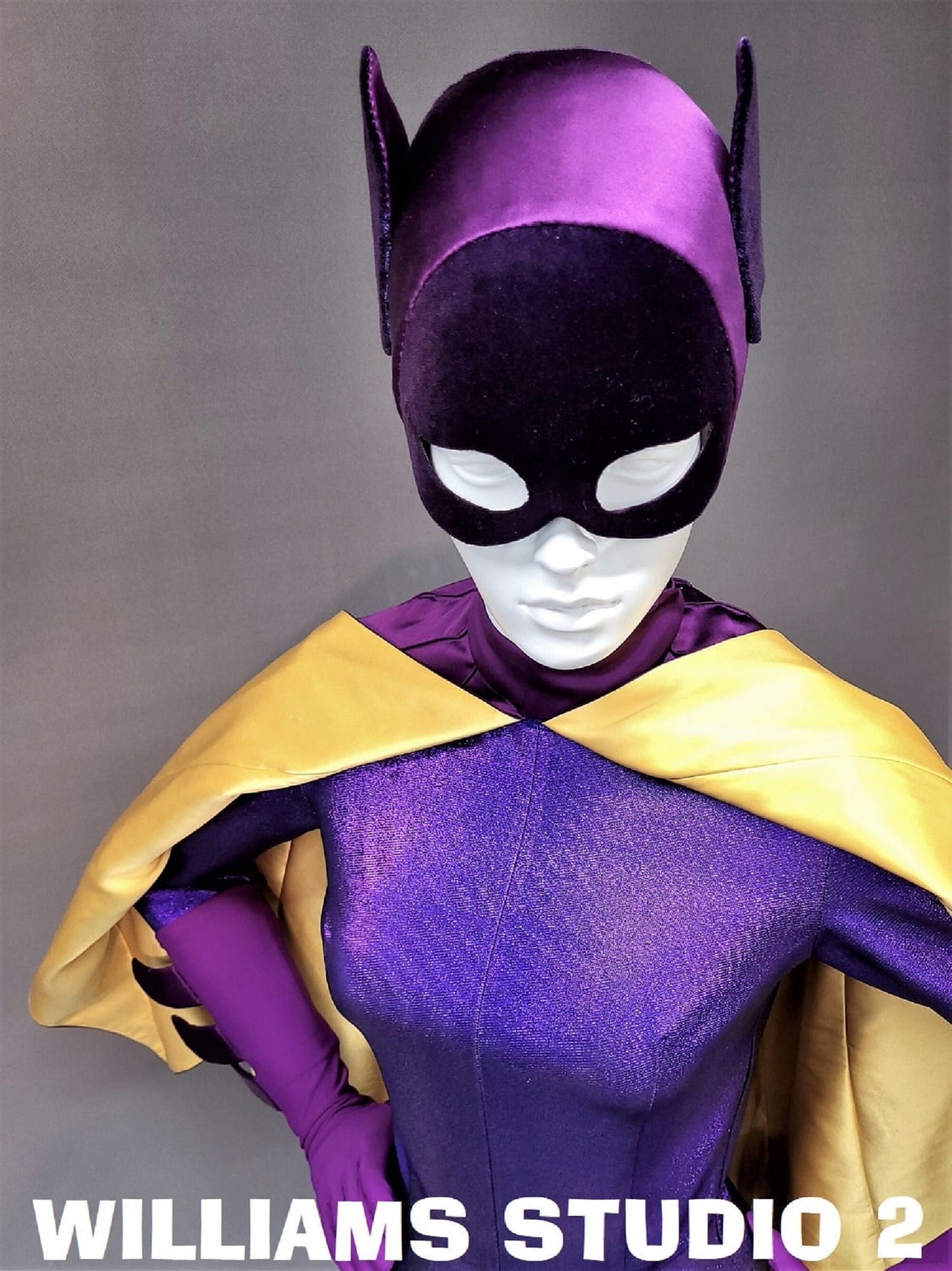 WS2 BG 66' Sexy Superhero Purple Fledermaus Frau Cowl, Women's Caped hero, costume